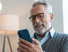 "7 Easy Steps to Set Up a Smartphone for Seniors